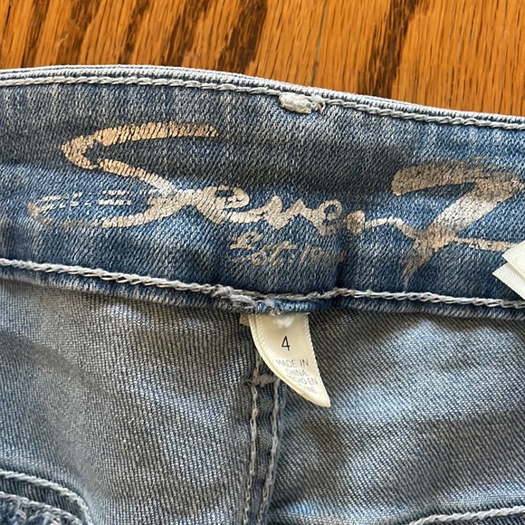 Seven jeans high rise slim straight, light wash, mild distressing - Picture 3 of 6